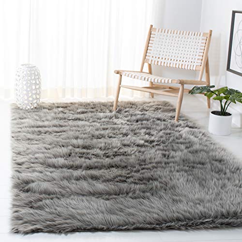 SAFAVIEH Modern Teppich für Wohnzimmer, Esszimmer, Schlafzimmer - Faux Fur Collection, Hoher Flor, Grau, 152 X 244 cm