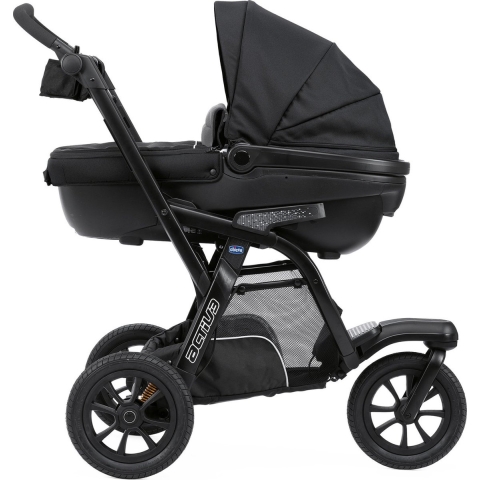 Chicco Activ3 Jet Black Kindertrage, zugelassen für den Transport im Auto
