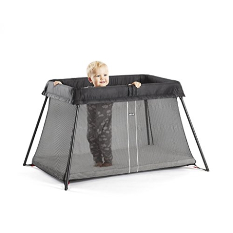 BabyBjörn Reisebett Light mit Spannbetttuch für Reisebett Light, Schwarz