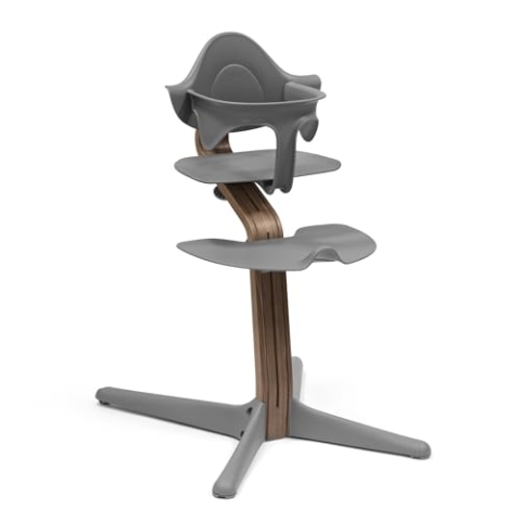 Stokke Nomi Stuhl (Walnut/Grey) + Babyset (Grey) - Inspiriert zu aktivem Sitzen & Bietet Unterstützung, während das Baby sitzen lernt - Bis 150 kg belastbar