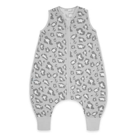 emma & noah Baby Schlafsack mit Füßen 0.5 TOG, Musselin Schlafsack mit Beinen für den Sommer, 100% Bio-Baumwolle, OEKO-TEX Zertifiziert, Stampelsack für Neugeborene (Leo Grau, 110 cm)