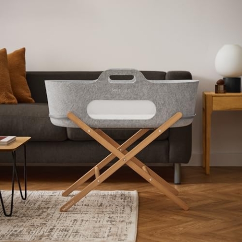 Snuz Baskit Babykorb mit Matratze & Ständer, leichtes Stubenwagenset für Neugeborene bis 6 Monate, stilvolles & vielseitiges Design für Zuhause oder Reisen, Hellgrau & Natur