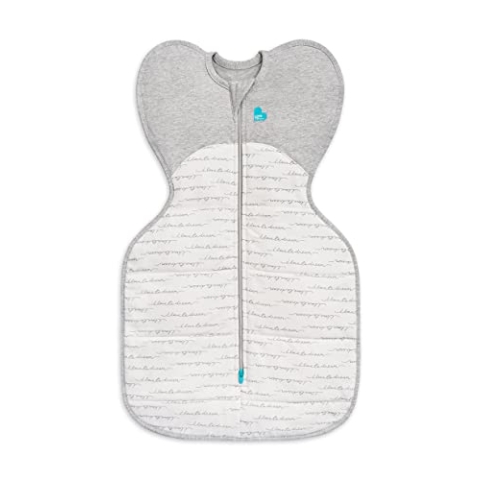 Love To Dream Pucksack, Baby Erstausstattung, ideal für kühle Temperaturen (16-20°C), Arme hoch Position, zweiweg-Reißverschluss für einfaches Windelwechseln, Schlafsack Weiß, Klein (3,5–6 kg)