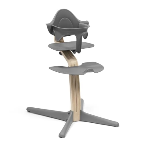 Stokke Nomi Stuhl + Babyset, Grey - Inspiriert zu aktivem Sitzen & Bietet Unterstützung, während das Baby sitzen lernt - Bis 150 kg belastbar