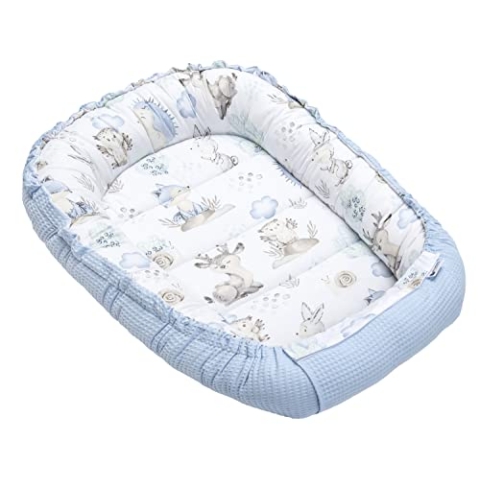 Medi Partners Babynest Kuschelnest Babynestchen 100% Baumwolle Waffle Nestchen Reisebett für Babys Säuglinge 100x60x15cm Sicherer Verschluss (Hirsch und Igel mit hellblau Waffle)