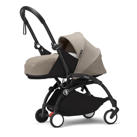 Stokke YOYO3 Gestell (Schwarz) mit 0+ Neugeborenen Set (Taupe) - Inklusive Matratze, Fünfpunktgurt, ausziehbarem Verdeck, gepolsterte Schultergurte & schützende Aufbewahrungstasche