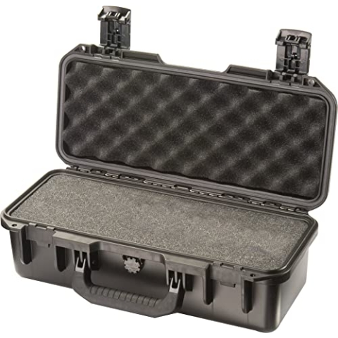 PELI Storm IM2306 Stoßfester Koffer für Empfindliches Equipment, Wasser- und Staubdicht, 11L Volumen, Mit Schaumstoffeinlage (Anpassbar), Schwarz