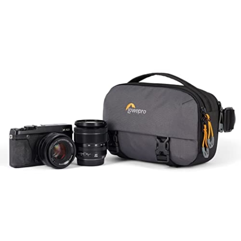 Lowepro Trekker Lite HP 100, Kompakter Kamerarucksack mit Tablet-Tasche, Kameratasche für Spiegellose Kameras mit Crop-Sensor, UltraCinch-Kompressionssystem, Grau