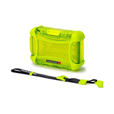 Nanuk 320-0002 Nano Series wasserdichte Mittelharte Tasche für Handys, Kameras und Elektronik (Limette)