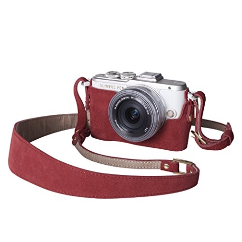 Olympus Kamera-Outfit (Hülle und Wildleder Schulterriemen) 'Burgundy Temptations'
