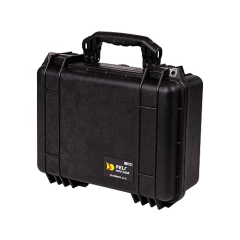 PELI Protector 1450 Koffer aus Polypropylen, IP67 Wasserdicht, 15L Volumen, Mit gespolstertem Einteilungssystem, Schwarz