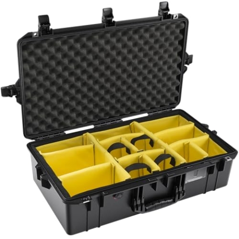 PELI 1605 Air Leichter Stoßfester Transportkoffer für Kamera Equipment, Wasser- und Staubdicht, 50L Volumen, Mit gepolstertem Einteilungssystem, Farbe: Schwarz