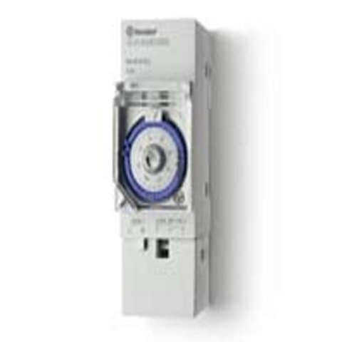 Finder Serie 12 - Tageszeitschalter 1 Schaltkontakt 16 bis 230 V