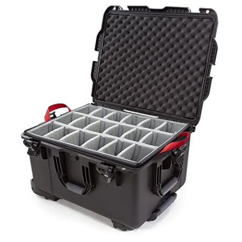 Nanuk 960 Wasserdichter Hartschalenkoffer Mit Gepolsterten Trennwänden - Mit Rädern - Schwarz