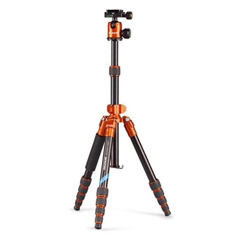 Cullmann 55452 "MUNDO" 522T Reisestativ inklusiv Kugelkopf (Packmaß 31,5 cm, 4 Auszüge, Höhe 136 cm, Tragfähigkeit 5kg) orange