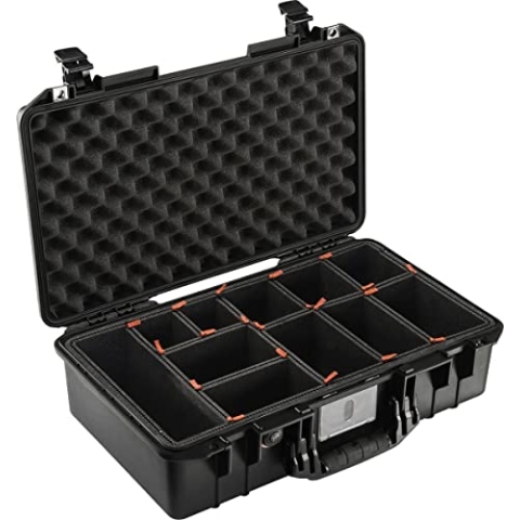 PELI 1525 Air Leichter Schutzkoffer für DSLR Kamera Equipment, Wasser- und Staubdicht, 26L Volumen, Mit TrekPak Einteilungssystem (Anpassbar), Farbe: Schwarz