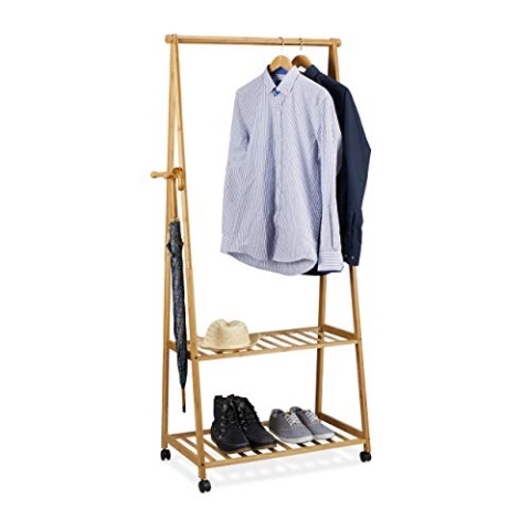 Relaxdays Kleiderständer auf Rollen, Bambus, 2 Schuhablagen, Kleiderstange, HxBxT 166 x 84 x 45 cm, Rollgarderobe, natur