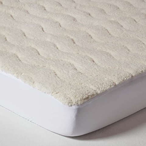 HOMESCAPES Warmer Fleece-Matratzentopper 135x190 cm, Kuschelige Matratzenauflage Plüsch mit Spannumrandung