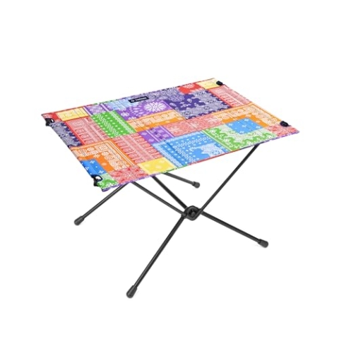 Helinox Table One Hardtop | Die zusätzliche Stabilität Einer harten Oberfläche Macht diesen ausgesprochen gut verstaubaren Reisetisch außergewöhnlich vielseitig, Bandana Quilt