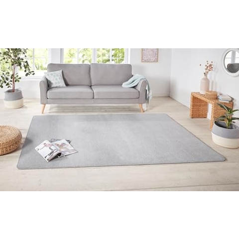 Hanse Home Nasty Teppich – Wohnzimmerteppich Flauschiger Kurzflor Einfarbig Unifarben für Esszimmer, Wohnzimmer, Kinderzimmer, Flur, Schlafzimmer, Küche – Uni Silber, 140x200cm