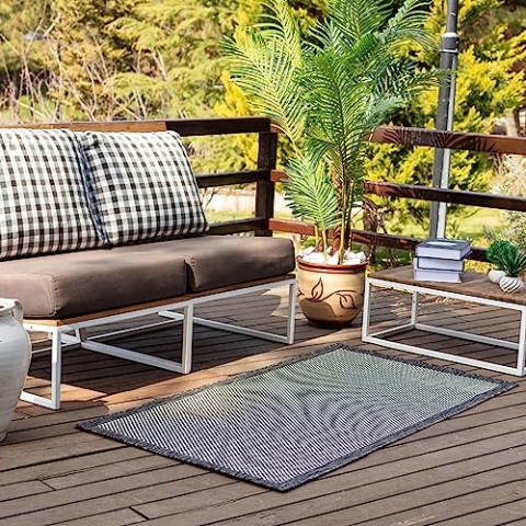 Livabliss Outdoor Teppich wetterfest, Arsuz - In und Outdoor Teppich für Balkon 80x150 cm, Terrasse, Garten, Küche - Outdoor Teppich Boho Style, Teppich für draußen - Teppich Holzkohle und Elfenbein