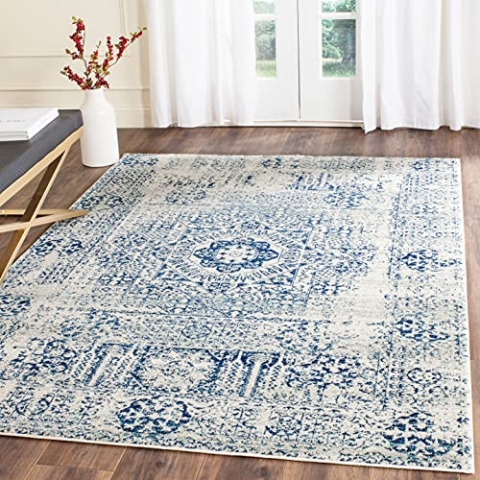 SAFAVIEH Übergangs Teppich für Wohnzimmer, Esszimmer, Schlafzimmer - Evoke Collection, Kurzer Flor, Elfenbein und Blau, 122 X 183 cm