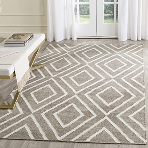 SAFAVIEH Geometrisch Teppich für Wohnzimmer, Esszimmer, Schlafzimmer - Kilim Collection, Kurzer Flor, Taupe und Elfenbein, 152 X 244 cm