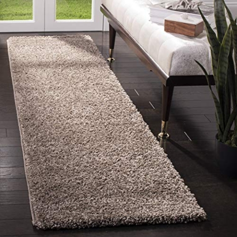 SAFAVIEH Zottelig Teppich für Wohnzimmer, Esszimmer, Schlafzimmer - Solo Shag Collection, Hoher Flor, Braun, 61 X 244 cm