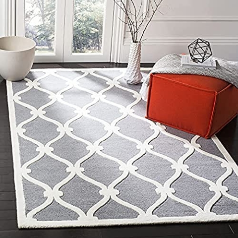 SAFAVIEH Modern Teppich für Wohnzimmer, Esszimmer, Schlafzimmer - Cambridge Collection, Kurzer Flor, Dunkelgrau und Elfenbein, 122 X 183 cm