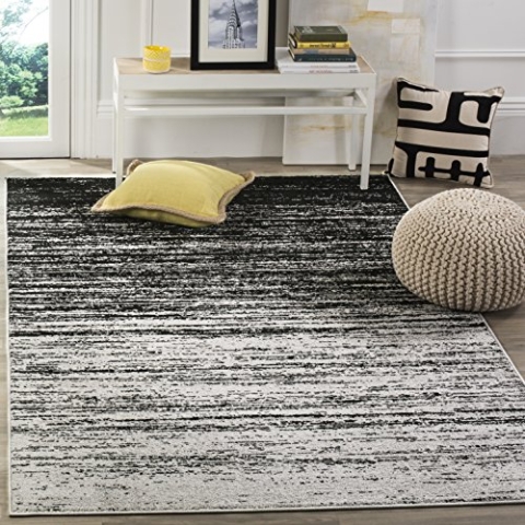 SAFAVIEH Modern Teppich für Wohnzimmer, Esszimmer, Schlafzimmer - Adirondack Collection, Kurzer Flor, Silber und Schwarz, 155 X 229 cm
