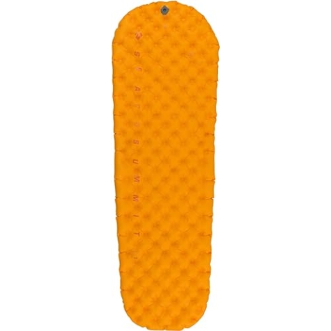 Sea to Summit - Ultralight Insulated Air Isomatte Large - Thermolite Ultraleichte Schlafmatte - Besonders kompakt - Pillow Lock-System - 2,5 Jahreszeiten - Pumpsack - Wandern - Orange - 595g