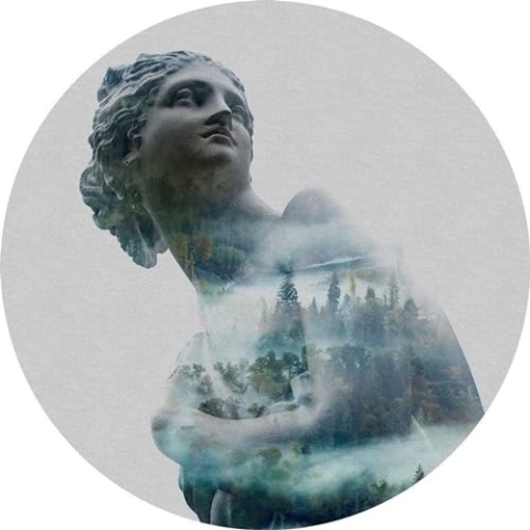 Komar DOT runde und selbstklebende Vlies Fototapete Gaia - Ø Durchmesser 125 cm - 1 Stück - Skulptur, Frau, Italien, Tapete, Dekoration, Wandtapete, Wandbild, Wandbelag, Designtapete - D1-049