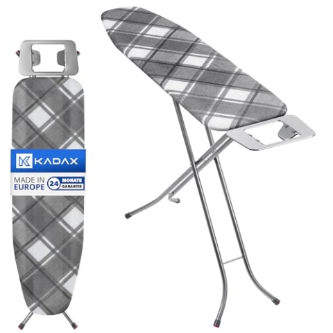 KADAX Klappbares Bügelbrett 114x34 cm – Dampfbügelbrett mit Metallgitter, Bügeleisenablage & 5 mm Polsterung, höhenverstellbar, mit Antirutschfüßen, Made in EU (Kariert)
