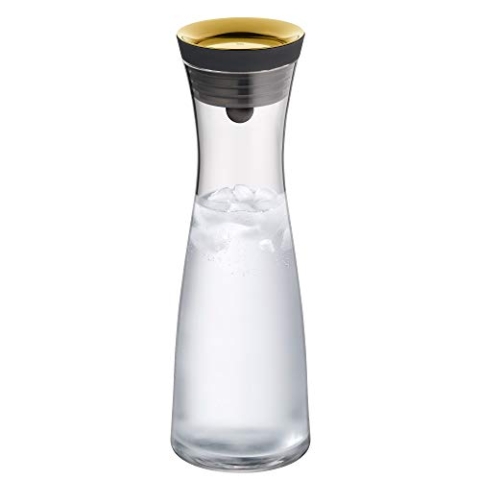 WMF Basic Wasserkaraffe aus Glas 1 Liter, Glaskaraffe mit Deckel, Silikondeckel, Wasserkaraffe mit Deckel, CloseUp-Verschluss, Karaffe goldener Deckel