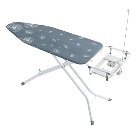 WENKO Bügeltisch Professional, extra breites Bügelbrett mit großer, absenkbarer Ablage für die Dampfbügelstation und Steckdose, geeignet für Dampfbügeleisen, Metall, 130 x 98 x 48 cm, Weiß/Grau