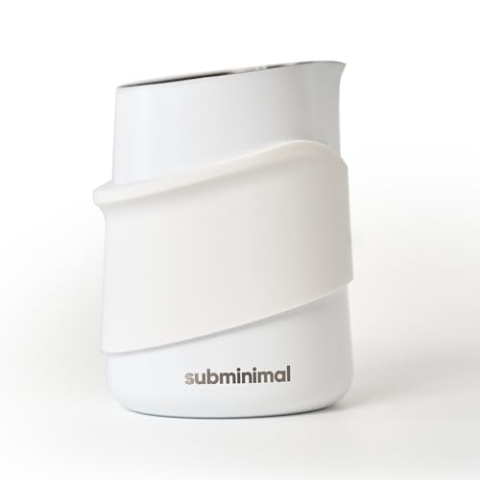 Subminimal FlowTip Handloser Krug | Milchaufschäumer, schäumender Krug für Premium-Kaffee im Barista-Stil, Cappuccino- und Latte Art Ausgießkrug mit ergonomischem, hitzebeständigem Griff, 450 ml, Weiß