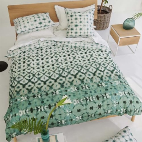 Bettbezug, Bedruckt, aus Baumwollperkal, Karaoshi Celadon, 200 x 200 cm, Designers Guild, mittelgrün