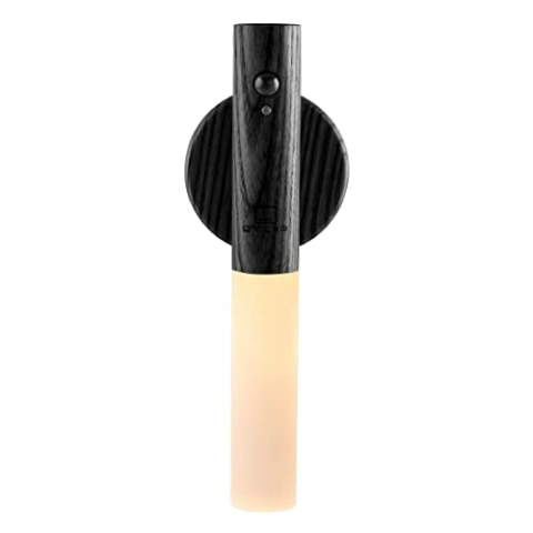 Gingko Smart LED Baton Wandleuchte, wiederaufladbar mit Bewegungsmelder, aus Naturholz mit magnetisierter Basis (Schwarz)