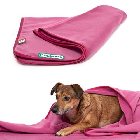Doctor Bark | kuschelige Hundedecke waschbar bis 95°C, hygienische, weiche Fleecedecke für Sofa und Hundebett, Flauschige Haustierdecke - Made in Germany (L - 120x90 cm/Hot Pink)