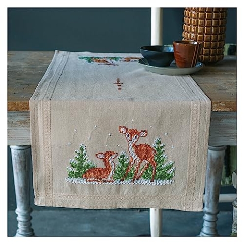 Vervaco Stickpackung Kreuzstich Set Vorgedruckt Tischläufer Hirsch Stickdecken Vorgezeichnet DIY Basteln Erwachsene Kreativ Stickläufer zum Selbersticken 40 x 100 cm Stickset