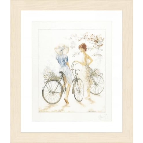 Lanarte Kreuzstich Stickpackungen Gezählter Kreuzstichbilder Set MÄDCHEN AUF DEM FAHRRAD Wanddekoration Handarbeit Set für Erwachsene ca. 39 x 49 cm DIY Deko Bastelset Handwerker Kreative Geschenkset