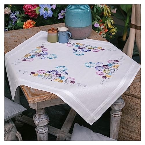 Vervaco Stickpackung Tischdecke Sticken Set Erwachsene Vorgedruckt Allium in Blau und Lila Stickdecken Vorgezeichnet Decke Sticken Plattstich 80 x 80 cm Stoff zum Sticken Kreatives Geschenk