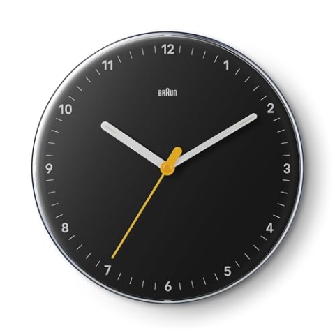 Braun Klassische analoge Wanduhr geräuschlosem Quarzwerk, gut ablesbar, 23 cm Durchmesser in Schwarz, Modell BC26B.