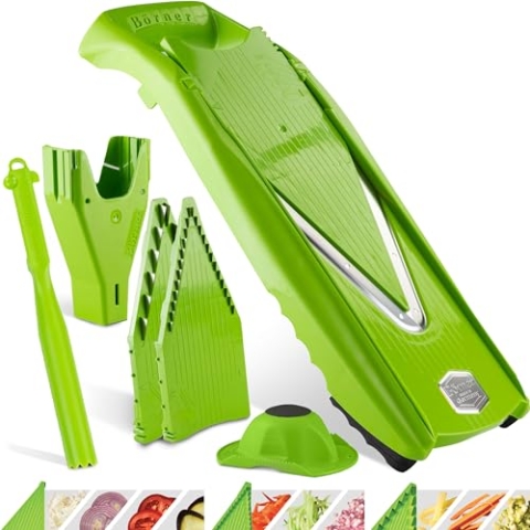 Börner Gemüsehobel V5 (Plus Set) • Verstellbarer V-Hobel mit extra viel Zubehör + Schäler • Gemüseschneider mit Edelstahl V-Klinge • Für Scheiben, Streifen, Würfel • Farbe: Grün