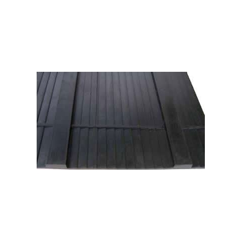 Vivol Rampenmatte für Pferde Anhänger 155x175cm Schwarz