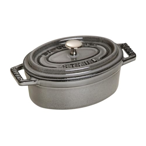 STAUB Mini Cocotte, oval mit Deckel 11 cm, 0,25 L, induktionsgeeignet, mit mattSchwarzer Emaillierung im Inneren des Topfes, für alle Herdarten inkl. Induktion & Backofen, Graphitgrau