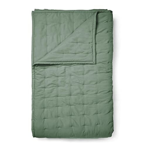 Essenza Tagesdecke Ruth Lorbeergrün, 180x265 cm, 70% Polyester (recycelt), 30% Polyester, Uni