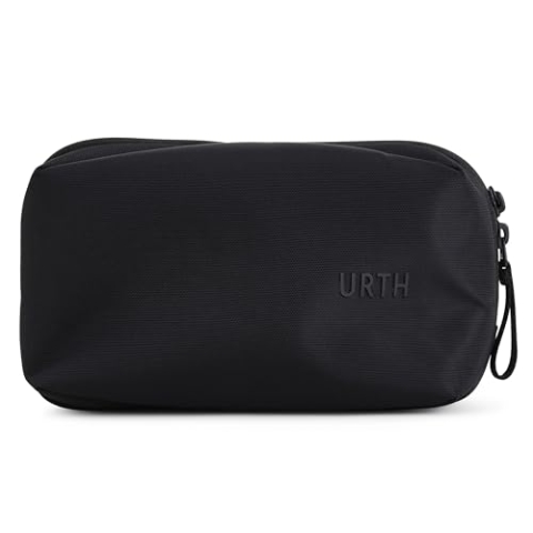Urth Zeolite Tech Organizer – wasserabweisende, recycelte Elektronik-Reisetasche, Kabel-Organizer-Tasche für Kabel, Ladegerät, Telefon, Kamerazubehör in Schwarz