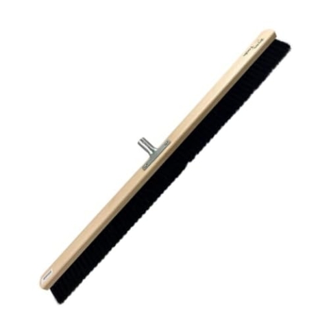 Synx Tools Robuster Hausbesen 80 cm Stabiler mit 150 cm Stiel Industriebesen Straßenbesen Hallenbesen Gartenbesen staubbindender Besen aus Holz, Kehrbesen und Stubenbesen innen, weiche Borsten