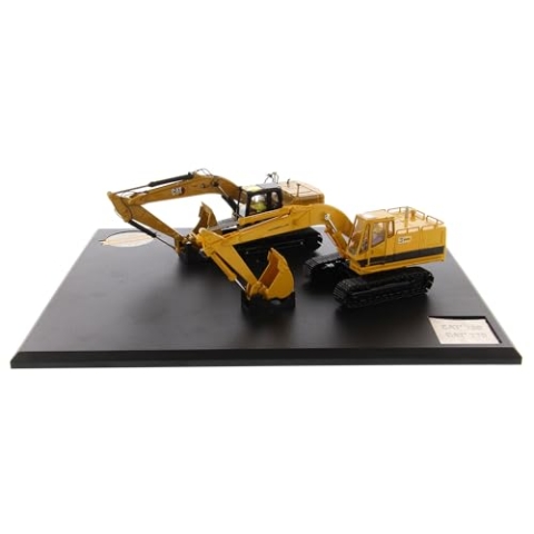 Diecast Masters 85715 - Caterpillar Cat Bagger Evolution Set mit Buch Cat 225 und Cat 323, Maßstab 1:50, ca. 6,3 x 8,0 x 16,3 cm, ab 14 Jahren